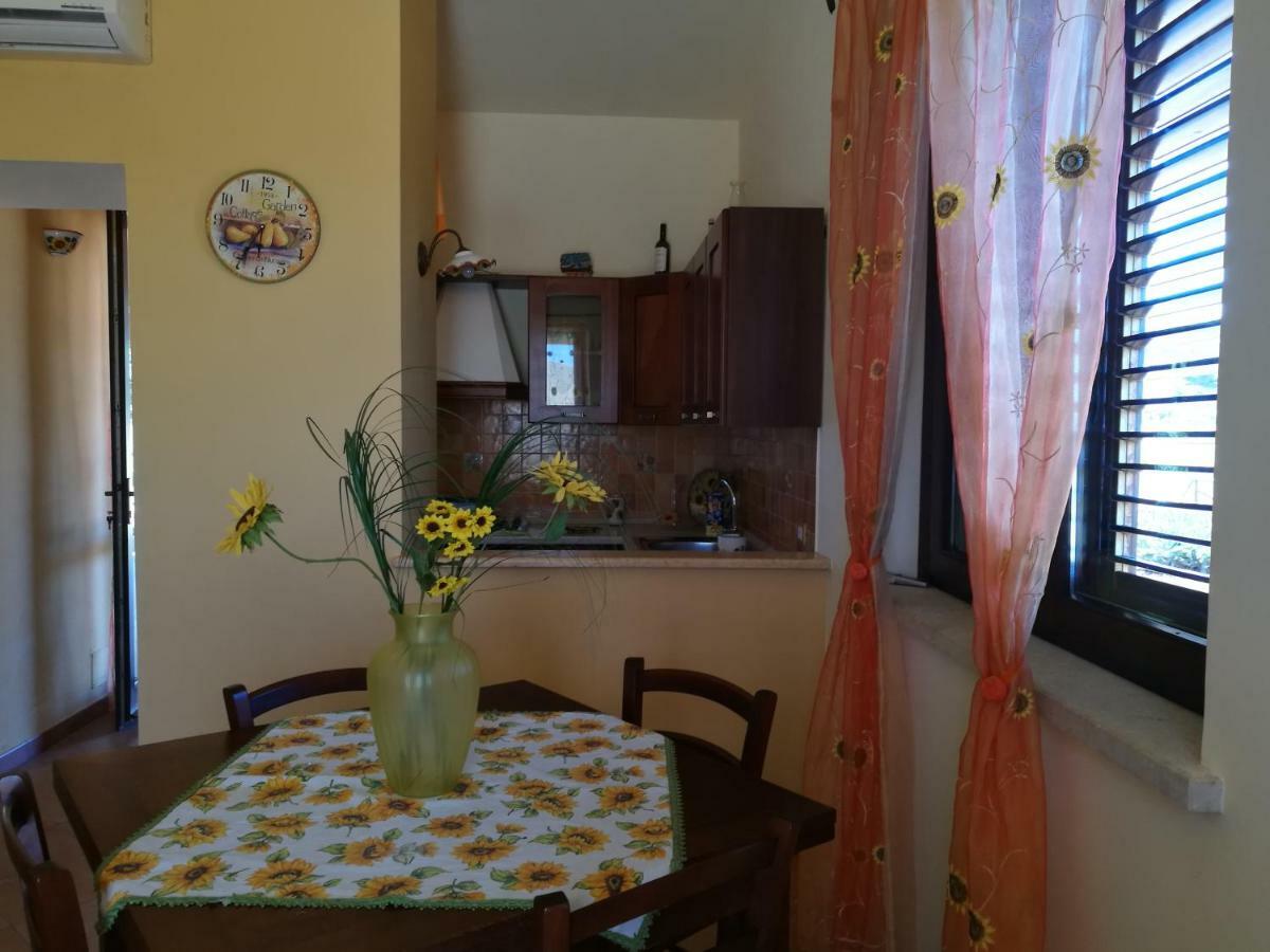 La Villa Dei Girasoli 쿠스토나치 외부 사진